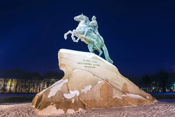 Bronze Horseman Szentpéterváron. téli megtekintése — Stock Fotó