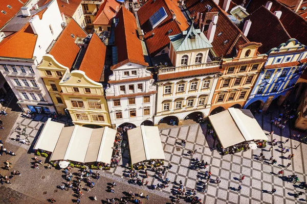 Gamla stans torg, vy från stadshuset, Tjeckien — Stockfoto