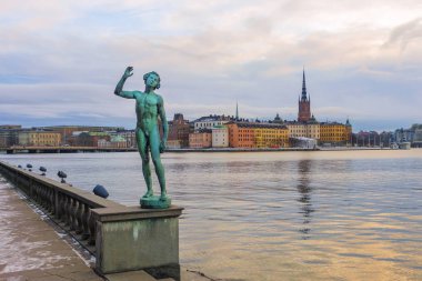 Heykele setin Stockholm City Hall yakınındaki