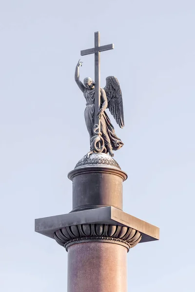 Angel on the Alexander Column in St. Petersburg — Stock Photo, Image