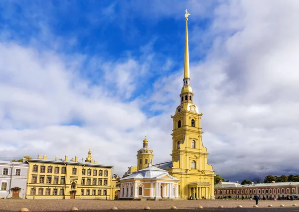 Петропавловская крепость в Петербурге — стоковое фото