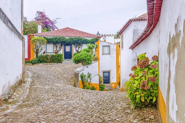 Pittoreska gatorna i Óbidos, Portugal — Stockfoto