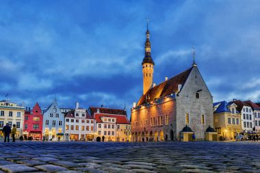 Tallinn, Estonya belediye binası meydanı