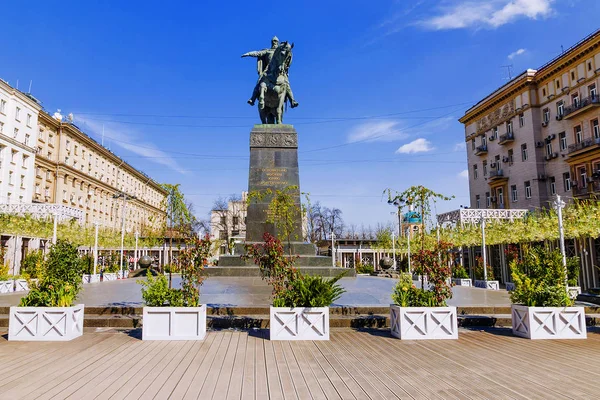 Un monument à Iouri Dolgoruky à Moscou — Photo