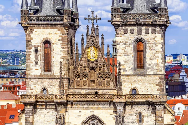 Týnský kostel v Praze, Česká republika — Stock fotografie