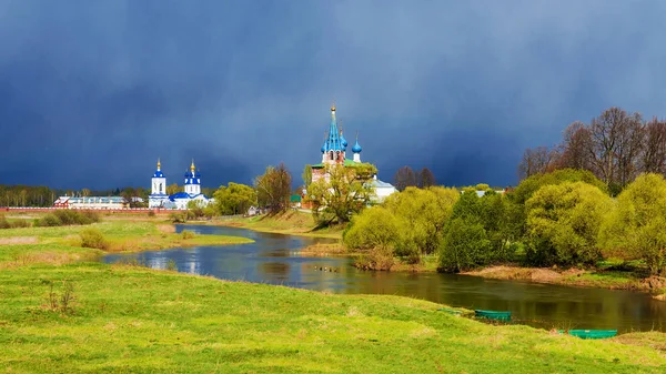 The Russian landscape of a remote village — Stock Photo, Image