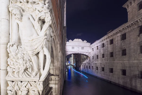 Puente de suspiros en Venecia — Foto de Stock