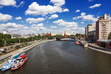 Moskova Kremlin görünümü Patriarchal Köprüsü'nden