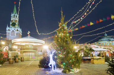 Noel Moskova'da. Adil Noel Kızıl Meydan