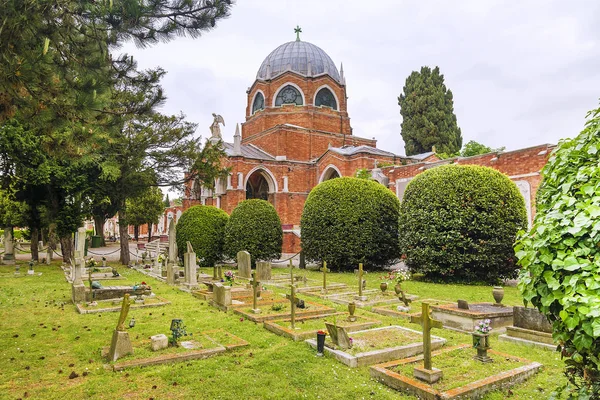 Cimitero sull'isola di San Michele a Venezia — Foto Stock