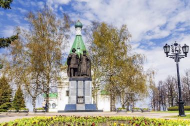 Nizhny Novgorod, Rusya'nın kurucuları için anıtları