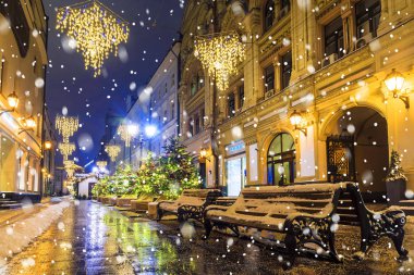 Noel Moskova'da. Festively m. yaya sokakları dekore edilmiş