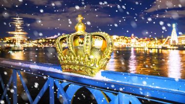 Noel Stockholm. Skeppsh Köprüsü'nden kenti