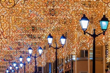 Moscow.Festivally'de Noel Nikolskaya Caddesi ile dekore edilmiştir.
