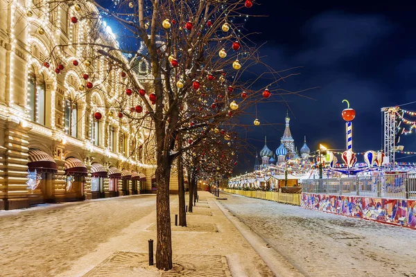 Karácsonyi Moszkvában. Vörös tér díszített, az új év — Stock Fotó