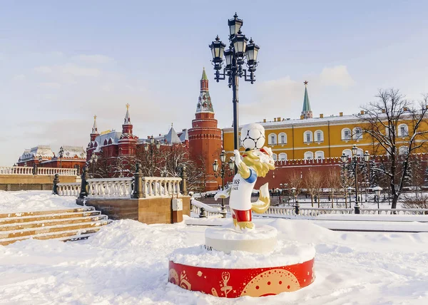 Moskau, Russland, 1. Februar 2018: Das offizielle Maskottchen der Fifa — Stockfoto