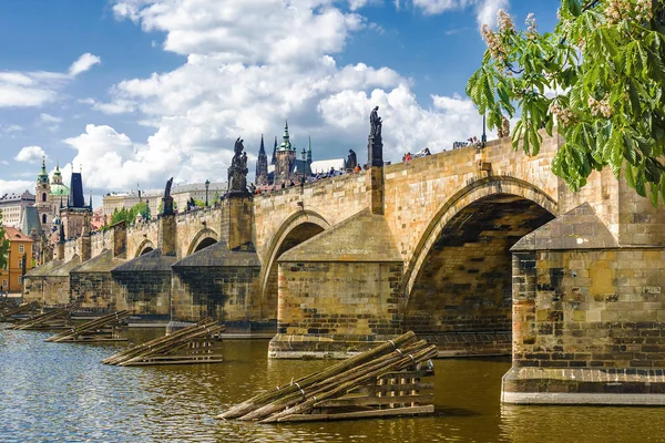 Charles Bridge in Prague, the Czech Republic — Stock Photo, Image