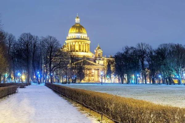 Katedry Izaaka Petersburgu Zimie — Zdjęcie stockowe