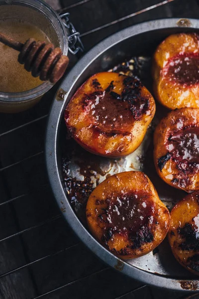 Grillezett Őszibarack Szelektív Fókusz — Stock Fotó