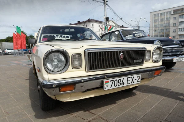 Παλιό λευκό Toyota. — Φωτογραφία Αρχείου