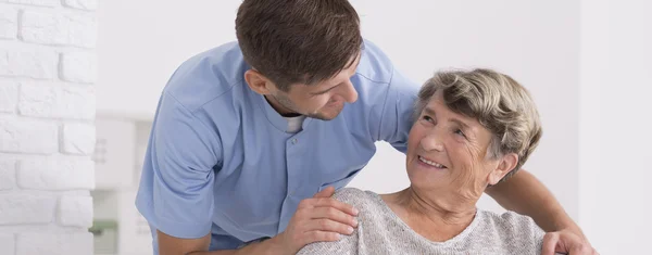 He has good attitude for elder seniors — Stock Photo, Image