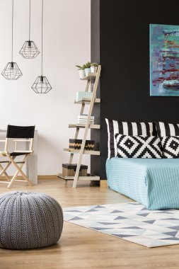 Düz sanatsal bakışla