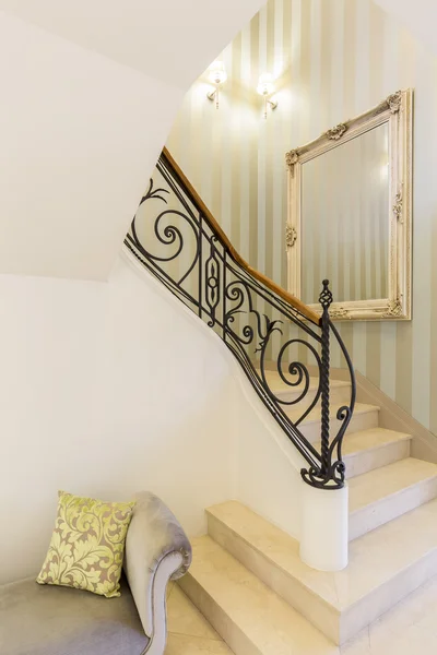 Staircase in a house — Stock Photo, Image