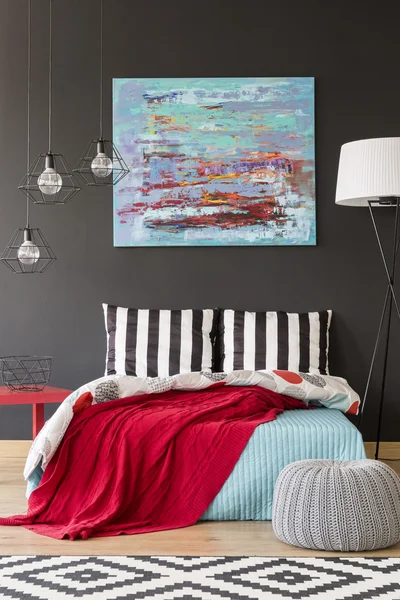 Schlafzimmer mit künstlerischem Blick — Stockfoto