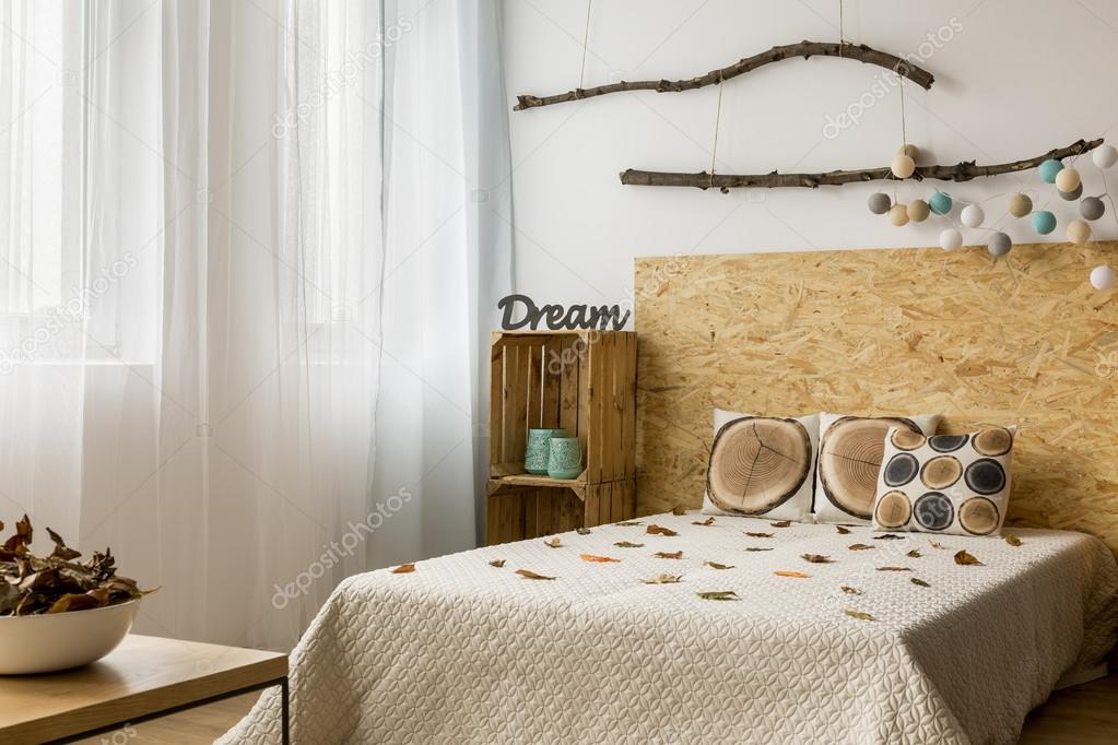 Decorazioni per la casa fai da te creativo in stile eco — foto stock ... Decorazioni camera fai da te