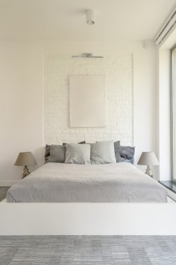 Paris chic ışık yatak odası