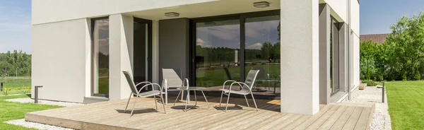 Villa patio with beautiful view — Stock Photo, Image