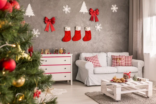 Room with Christmas tree — Stock Photo, Image