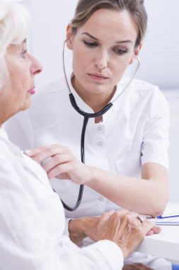 Doktor muayene yapma