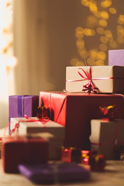 Hermosos regalos son esenciales —  Fotos de Stock
