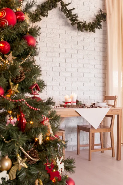 Christmas tree in dining room — Φωτογραφία Αρχείου