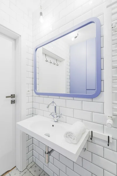 Minimalist bathroom design — Stock Photo, Image