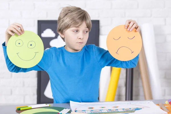 Wahl zwischen Freude und Trauer — Stockfoto