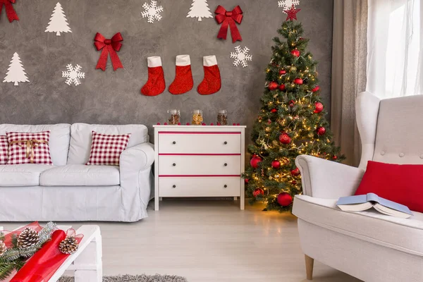 Christmas tree in the corner — Stock Photo, Image