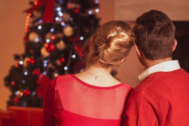 Çift Noel akşam