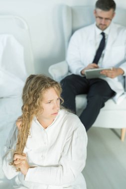 Bipolar bozukluğu olan genç 