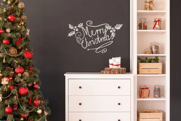 Weihnachtsdekoration im Wohnzimmer — Stockfoto