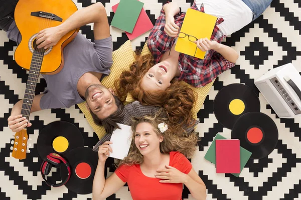 Miłośnicy muzyki na dywan — Zdjęcie stockowe