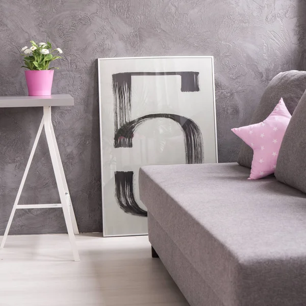 Minimalistyczne, nowoczesne wnętrza sofa — Zdjęcie stockowe