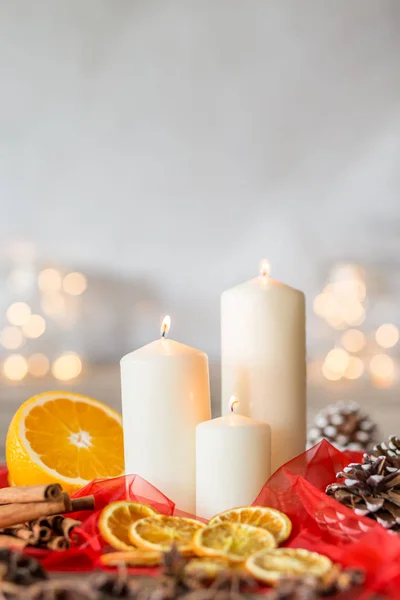 Christmassy wreath with candles — Stock Photo, Image