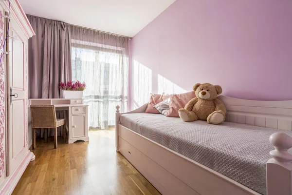 Camera da letto di un bambino — Foto Stock