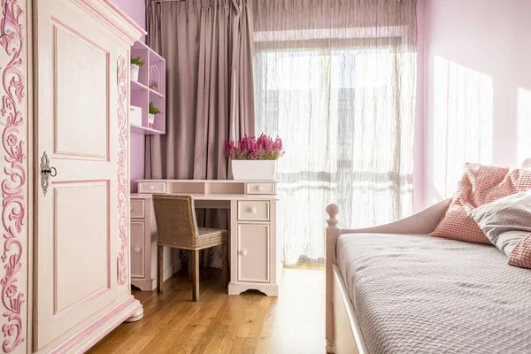 Pink room for a girl — Stock Photo, Image