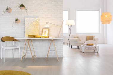 Şık aydınlatma ile iç