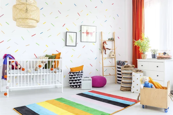 婴儿的房间，在斯堪的纳维亚风格 — 图库照片