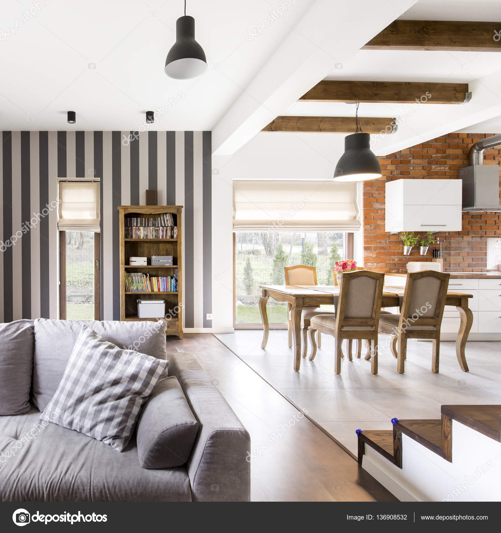 Glamour-Interieur mit Vintage Möbel — Stockfoto © photographee.eu ... Glamour-Interieur mit Vintage Möbel — Stockfoto © photographee.eu ...