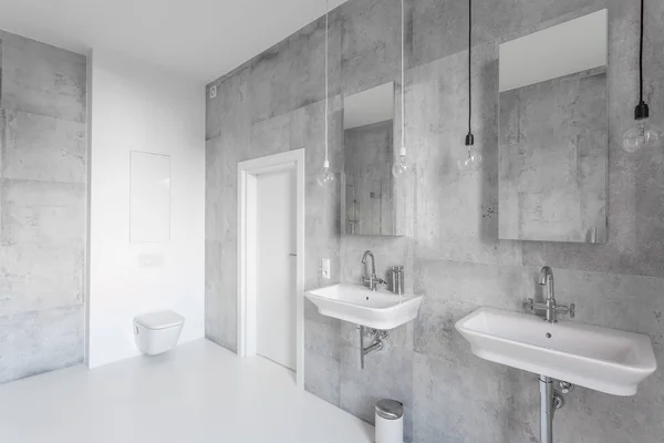 Spacious white bathroom with sinks — Stock Photo, Image